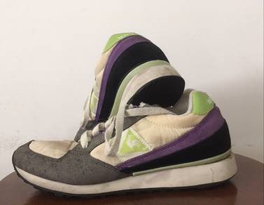 Vintage LeCoq sports sneakers