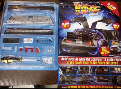 Back To The Future 1:8 Eaglemos DeLorean Build Car