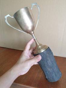 (B596) Vintage Trophy (2)