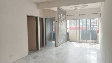 Apartment For Sale in Sri Anggerik 1