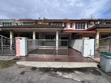 2-storey Terraced House For Sale in Pulau Gedong,MLK