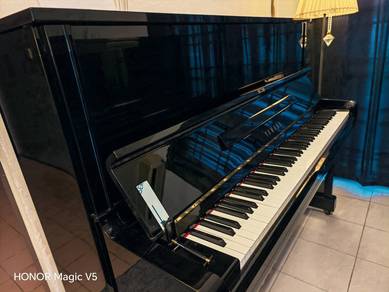 YAMAHA U1A Piano LIKE NEW OneDaySale