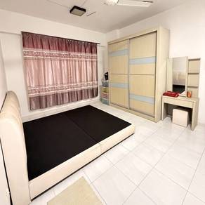 Apartment For Sale in Sri Akasia
