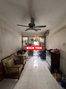 Apartment For Sale in Taman Seri Sari
