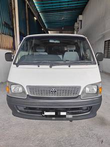 Toyota Hiace Window Van (2003) 3.0 Diesel
