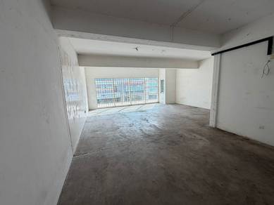 Shop lot For Rent in Seri Kembangan,SGR