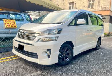 Toyota Vellfire Z in Johor Bahru, JHR