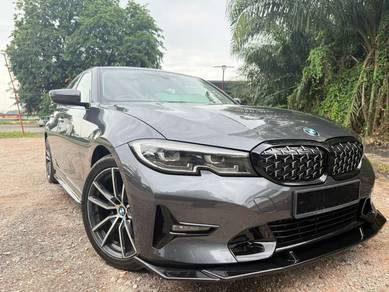 BMW 330Li 30Li M SPORT in Seri Kembangan, SGR