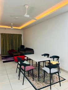 Condominium For Rent in Residensi Zamrud