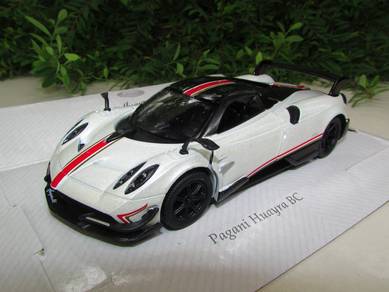 Kinsmart 1-38 Pagani Huayra BC 2016 White Supercar