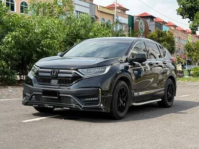 Honda CR-V BLACK EDITION 4WD in Bandar Puteri Puchong, SGR