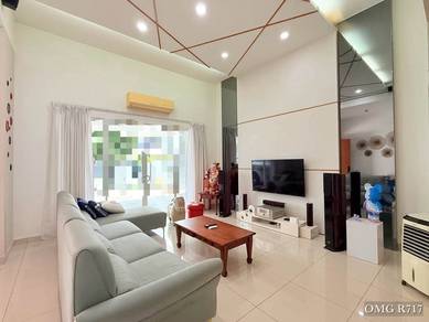 Semi-Detached House For Sale in Setia Alam,SGR