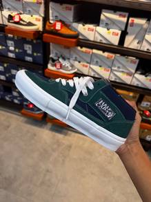 Vans Half Cab