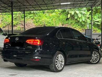 Volkswagen Jetta TSI COMFORTLINE (CKD) in Salak Selatan, KUL