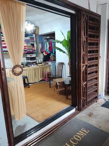Flat For Sale in Taman Tampoi Utama Flat