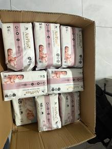 Applecrumby baby tape diaper