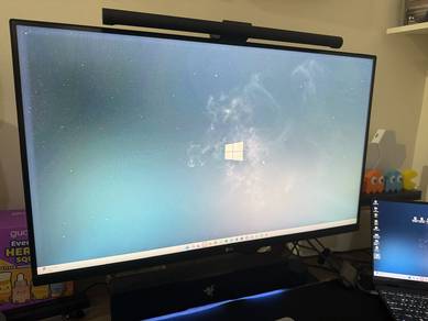 LG monitor 32inch