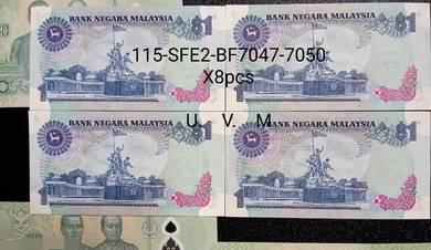 Malaysia 1 Ringgit notes and Thai 20 Baht notes