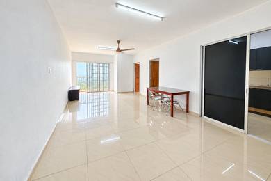 Apartment For Sale in Lakeview Apartments