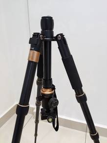 Compact ball head tripod monopod convertible low