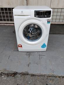 7.5kg front load washer Electrolux terbaik