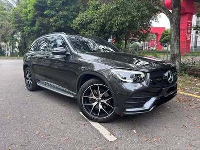 Mercedes Benz GLC300 300 4MATIC AMG LINE in Petaling Jaya, SGR
