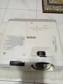 Epson PowerLite 530/535W projector
