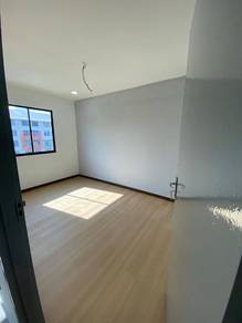 Flat For Sale in Taman Putri Kulai