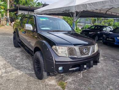 2013 Nissan Navara LE