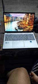 Laptop HP Bateri tahan lama