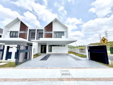 Semi-Detached House For Sale in Denai Alam,SGR