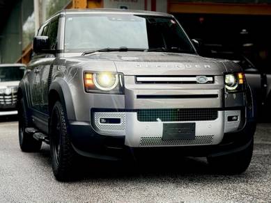 2022 Land Rover Defender 110 P300