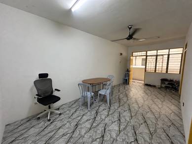 Apartment For Sale in Mentari Court