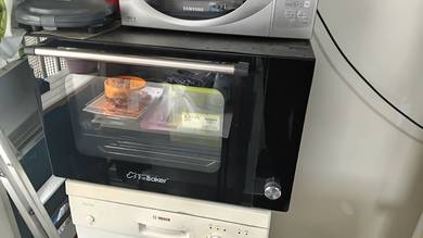 The Baker Countertop Oven