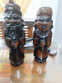 Japanese  ainu couple handcuffs 