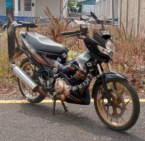 Suzuki Belang R150