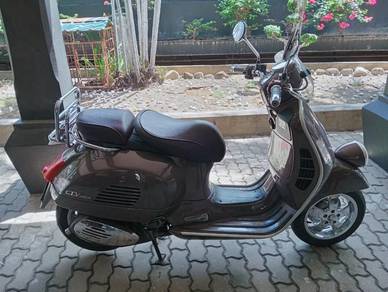 Vespa GTS 300