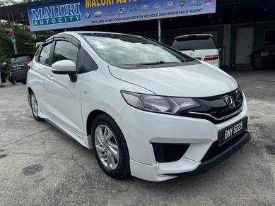 Honda Jazz E in Cheras, KUL