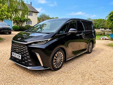 2025 Lexus LM 350H