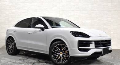 Porsche Cayenne BASE in Bandar Bukit Raja, SGR