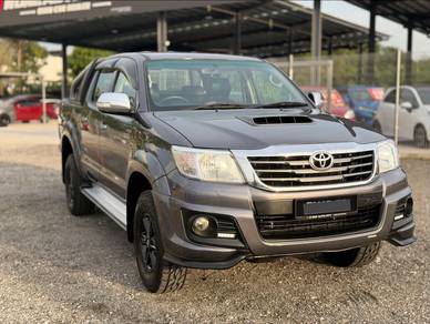 2015 Toyota Hilux G TRD SPORTIVO