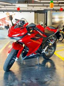 Honda CBR150R