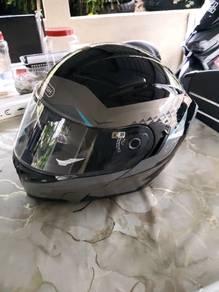 Helmet saiz 60