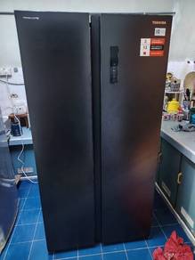 peti sejuk toshiba model 620l side by side
