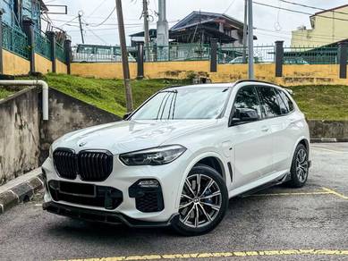 BMW X5 xDRIVE45e M SPORT in Desa Petaling, KUL