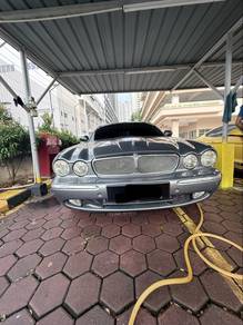 Jaguar XJ8 in Setapak, KUL