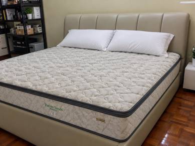 King size bed for sale