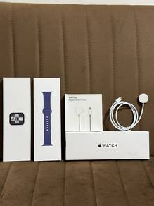 Apple Watch SE (2nd Gen) 40mm + GPS