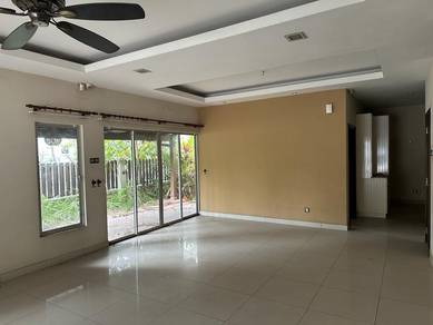 Semi-Detached House For Sale in Kota Kemuning,SGR