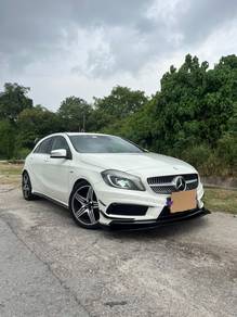 Mercedes Benz A250 250 SPORTS (CBU) in Pandamaran, SGR